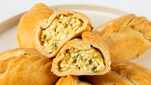 Пирожки с яйцом и зеленью, 6 шт Пирожки с яйцом и зеленью, 6 шт