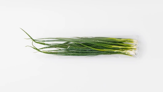 Лук зеленый, 100 г Лук зеленый, 100 г