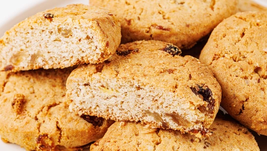 Печенье овсяное с изюмом, безглютеновое