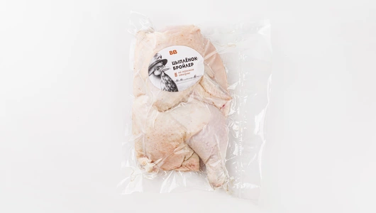 Полутушка цыпленка-бройлера на зерновом откорме