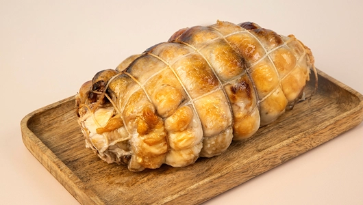 Рулет для&nbsp;запекания с&nbsp;черносливом и&nbsp;грецким орехом