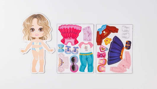 Игра магнитная "Модная девчонка"