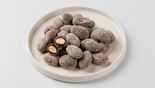 Миндаль в шоколаде