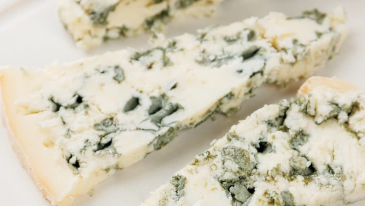 Сыр мягкий с голубой плесенью "Блю Чиз", 75 г Сыр мягкий с голубой плесенью "Блю Чиз", 75 г