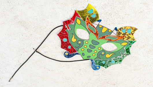 Маски - аппликации с фольгой " 3 Дракона"