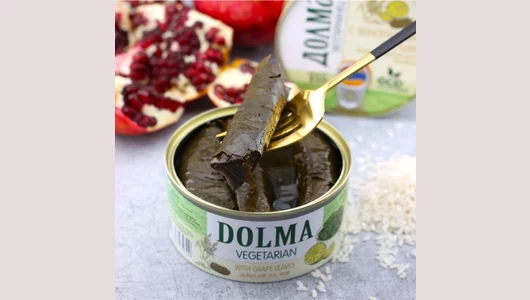 Долма Ecofood Вегетарианец с виноградными листьями ж/б 350 г Долма Ecofood Вегетарианец с виноградными листьями ж/б 350 г