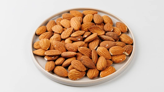 Миндаль сушеный