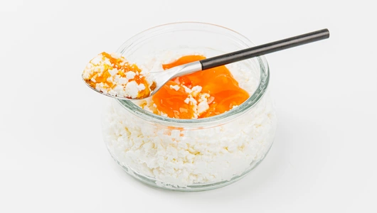 Творог рассыпчатый "Манго-маракуйя" 4%