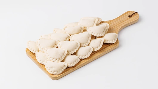 Вареники с соленым творогом Вареники с соленым творогом