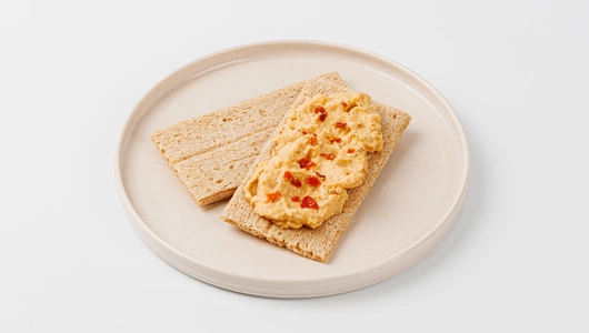 Хумус с вялеными помидорами