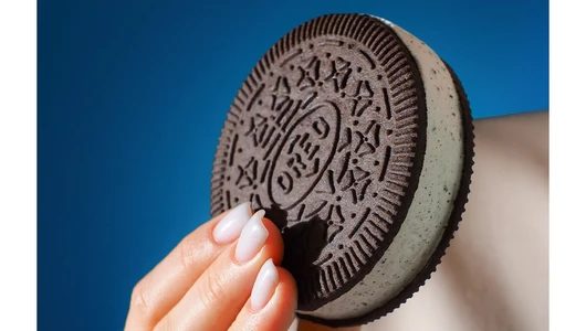 Мороженое сэндвич Oreo Ванильное с кусочками печенья 76 г