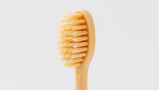 Щетка зубная классическая (средняя)