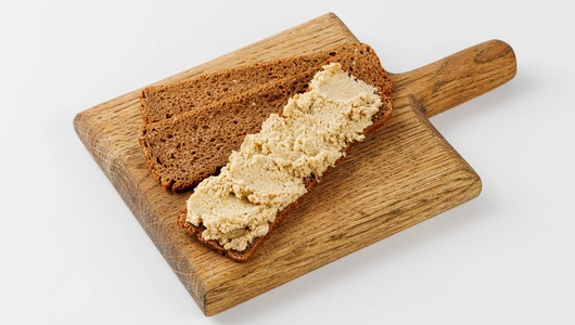 Брускетта из оливок