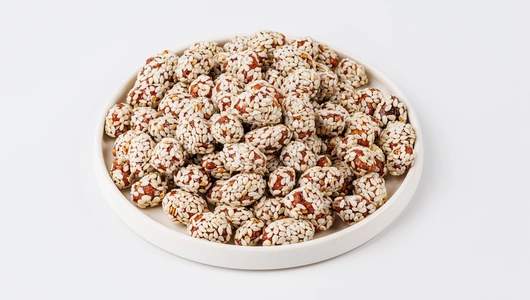 Арахис жареный с медом и кунжутом Арахис жареный с медом и кунжутом