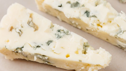 Сыр "BLUE" с голубой плесенью (Аргентина), 100 г Сыр "BLUE" с голубой плесенью (Аргентина), 100 г