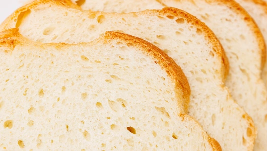 Батон нарезной, половинка Батон нарезной, половинка