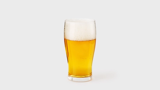 Пиво "Будвайзер Будвар" светлое фильтр., ж/б 500 мл