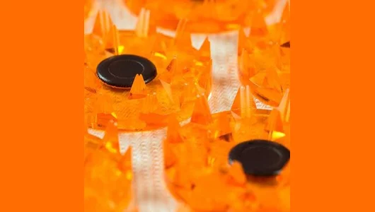 Массажер медицинский на мягкой подложке 17х28 см магнитный желтый Тибетский аппликатор