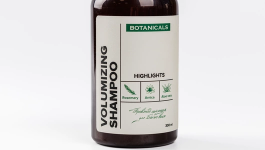 Шампунь для ежедневного ухода за волосами с ароматом бергамота и розмарина Botanicals, 300 мл Шампунь для ежедневного ухода за волосами с ароматом бергамота и розмарина Botanicals, 300 мл