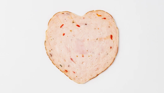 Ветчина "Сердечко" из&nbsp;курицы с&nbsp;паприкой и&nbsp;травами