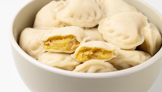 Вареники с картофелем и луком, 1 кг Вареники с картофелем и луком, 1 кг