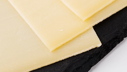 Сыр "Грюйер" (Швейцария) слайсы 6 мес, 150 г