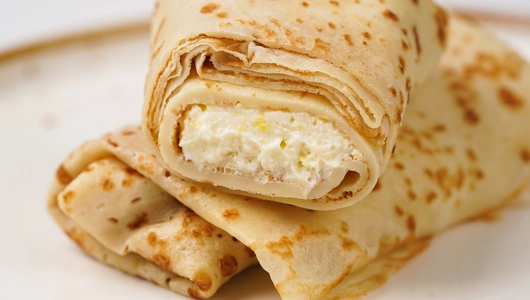 Блины с&nbsp;сыром "Маскарпоне" и&nbsp;лимонным кремом