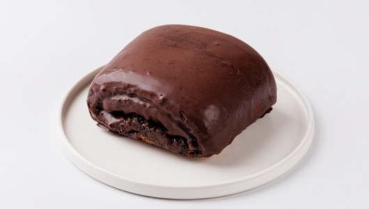 Булочка маковая, кафе