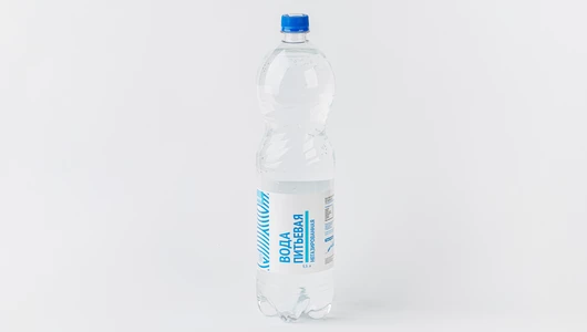 Вода родниковая негазированная, 1,5 л Вода родниковая негазированная, 1,5 л