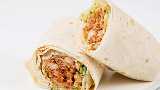 Шаурма с томленым окороком в соусе барбекю