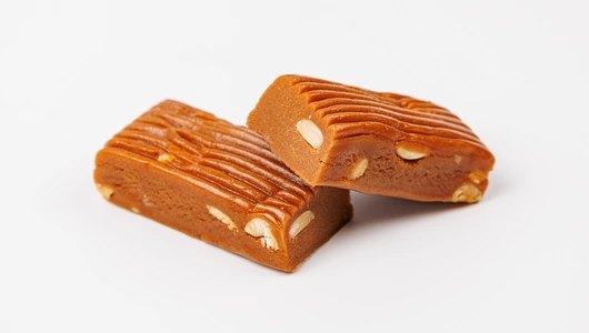 Ирис с соленым арахисом