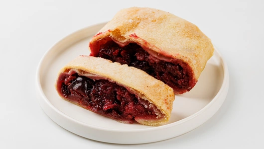 Штрудель вишневый, веган