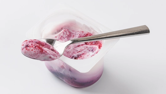 Йогурт греческий "Черника" 3,4%