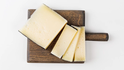 Сыр твёрдый "Альпийский", 200 г