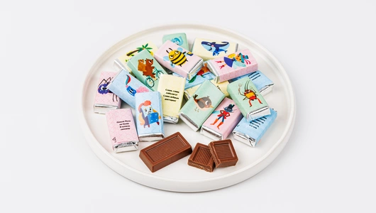 Шоколад молочный "Любимые сказки"