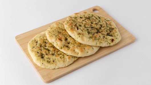 Лепешка с чесноком и зеленью