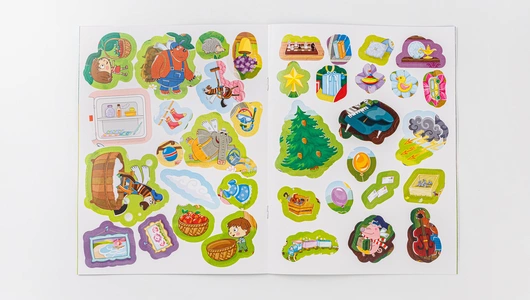 Книжка с наклейками "Учимся говорить"