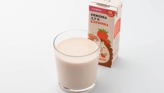 Ряженка детская с клубникой 2,7% Ряженка детская с клубникой 2,7%