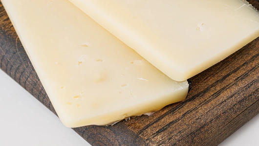 Сыр "Пармезан молодой"