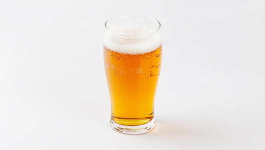 Пиво "Бакалар" светлое фильтр. холодного охмеления ж/б, 500 мл