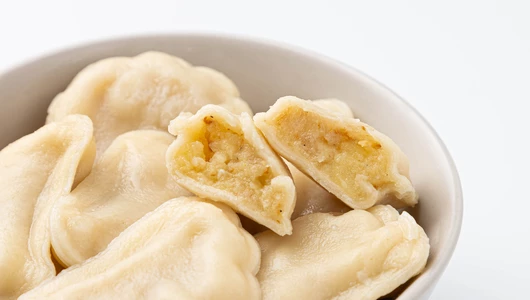 Вареники с картофелем и лисичками