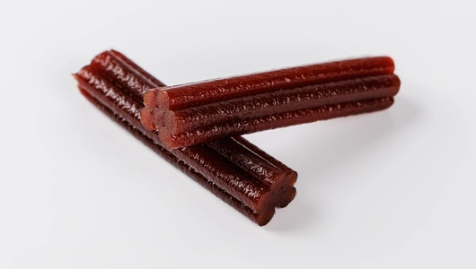 Кусочки "Фруктовые формы" из яблок, клубники, малины и черной смородины