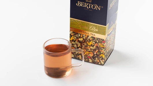 Напиток травяной листовой "Swiss Alps", кафе