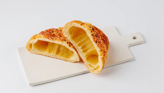 Круассан с сыром