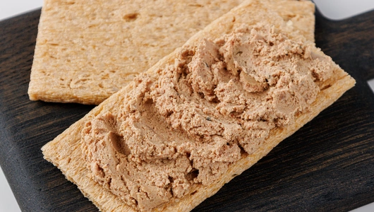 Паштет утиный с чёрной смородиной