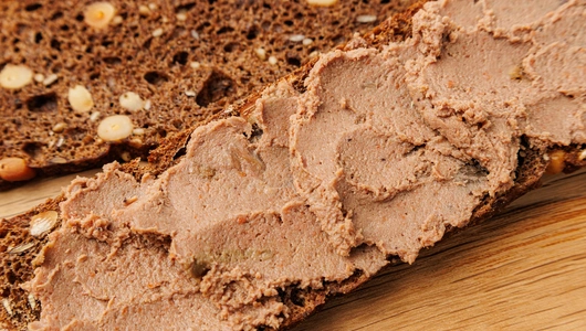 Паштет из печени гуся с черным трюфелем