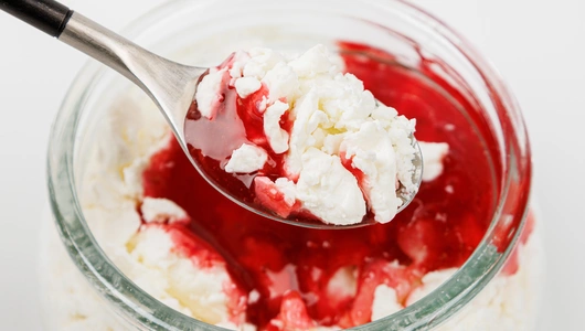 Творог рассыпчатый "Малина" 4% Творог рассыпчатый "Малина" 4%