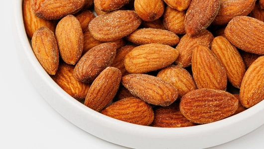 Миндаль обжаренный с морской солью, 100 г