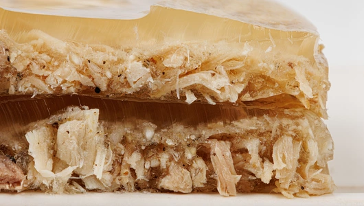 Заливное из индейки с хреном