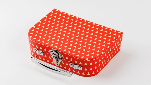 Чемоданчик с развлечениями "Новогодние поделки"